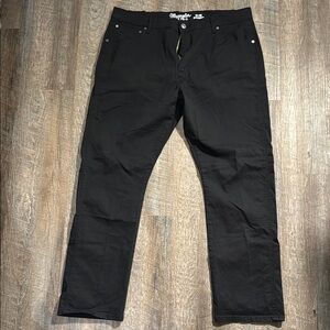 Wrangler Men's Black Jeans
